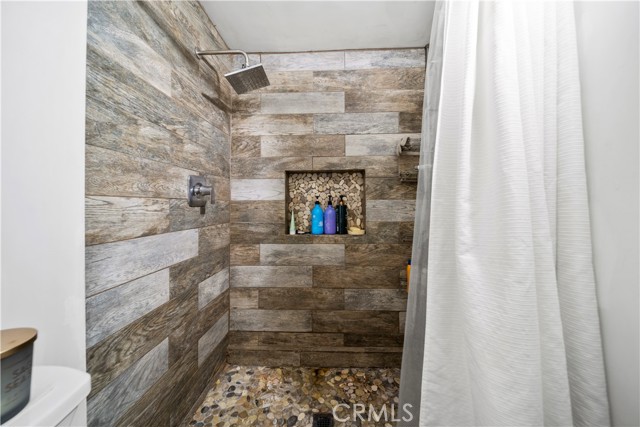 Detail Gallery Image 28 of 39 For 15625 La Mesa St, Sylmar,  CA 91342 - 2 Beds | 2 Baths