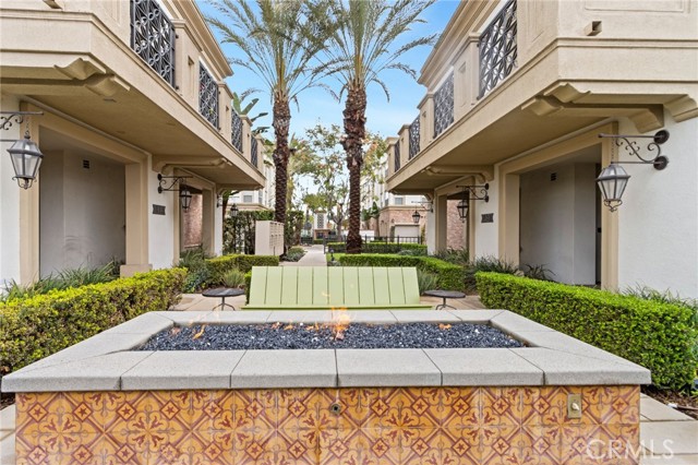 Detail Gallery Image 3 of 35 For 431 S Anaheim #5,  Anaheim,  CA 92805 - 3 Beds | 2 Baths