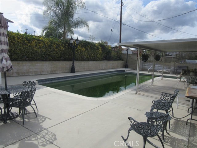 Detail Gallery Image 13 of 32 For 3636 Mapleleaf Dr, Riverside,  CA 92503 - 4 Beds | 2 Baths