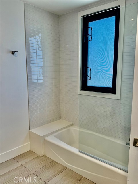 Detail Gallery Image 22 of 29 For 210 N Monterey St #407,  Alhambra,  CA 91801 - 1 Beds | 2 Baths