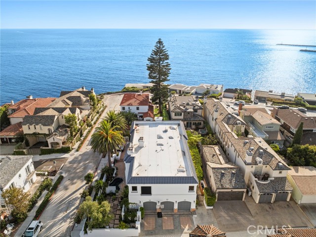 Detail Gallery Image 28 of 31 For 215 Poppy Ave, Corona Del Mar,  CA 92625 - 5 Beds | 4/2 Baths