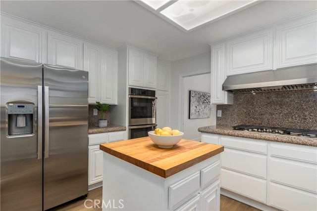 Detail Gallery Image 9 of 42 For 24412 Voltara Ct, Calabasas,  CA 91302 - 4 Beds | 4 Baths