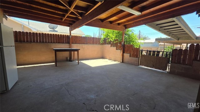 625 Cedar Avenue, Wasco CA: https://media.crmls.org/medias/2d1154e0-fd0e-4a76-a6ac-25373c3b8643.jpg