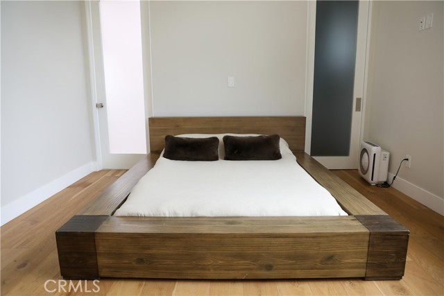 Detail Gallery Image 27 of 61 For 12664 Mclennan, Granada Hills,  CA 91344 - 5 Beds | 6 Baths