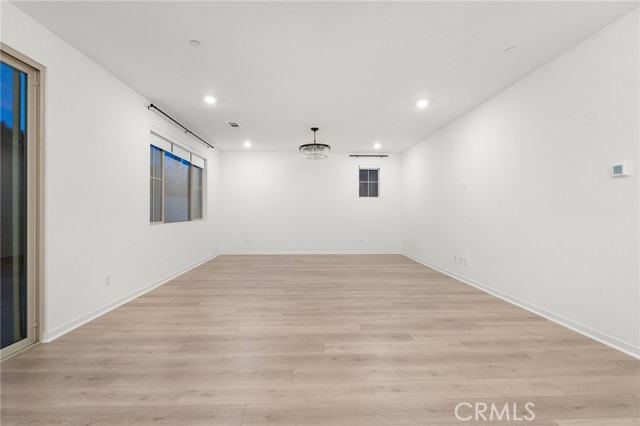 Detail Gallery Image 17 of 57 For 3950 Satsuma, Corona,  CA 92883 - 4 Beds | 3 Baths