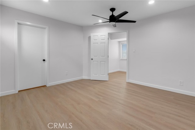4032 Elsa Street, Lakewood CA: https://media.crmls.org/medias/2d1343b0-5853-41cf-af19-c3120869b7a2.jpg