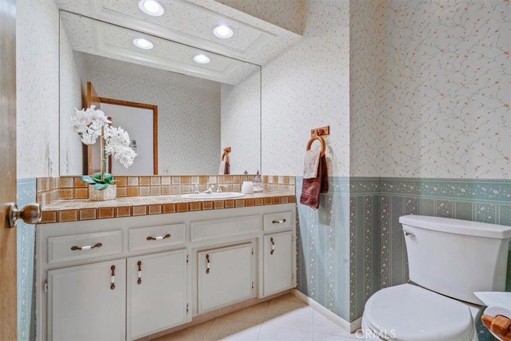 https://media.crmls.org/medias/2d153a4b-4856-438b-b9d9-d99f06e7c4ce.jpg?preset=X-Large