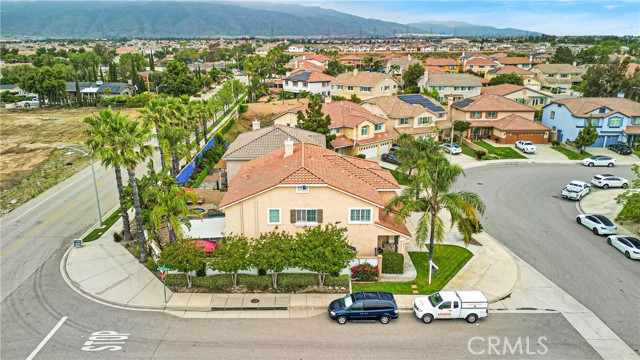 6240 Lytham Lane, Fontana, California 92336, 5 Bedrooms Bedrooms, ,3 BathroomsBathrooms,Single Family Residence,For Sale,Lytham,HD24108539