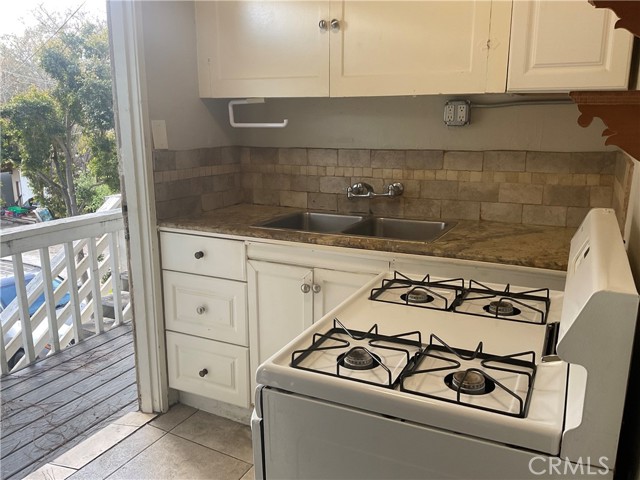 Detail Gallery Image 16 of 21 For 1153 E Grand, Corona,  CA 92879 - – Beds | – Baths