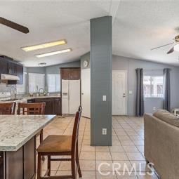 Detail Gallery Image 8 of 10 For 777 S Temescal #69,  Corona,  CA 92879 - 3 Beds | 2 Baths