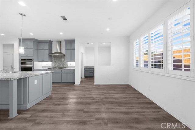 Detail Gallery Image 26 of 73 For 12906 Shorthorn, Corona,  CA 92880 - 6 Beds | 5 Baths