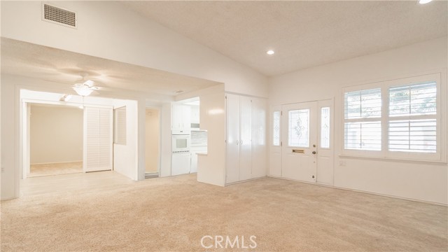 Detail Gallery Image 6 of 30 For 1880 St John Rd Mut 15, 33b, Seal Beach,  CA 90740 - 2 Beds | 1 Baths