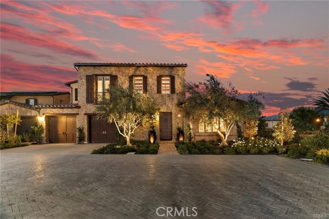 77 Sunset Cove, Irvine CA: https://media.crmls.org/medias/2d1722fb-71da-4339-9bb5-cfa0997175b3.jpg