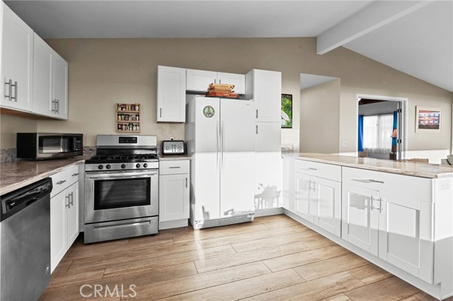 Image 4 of 57 For 3302 Beachcomber Dr.