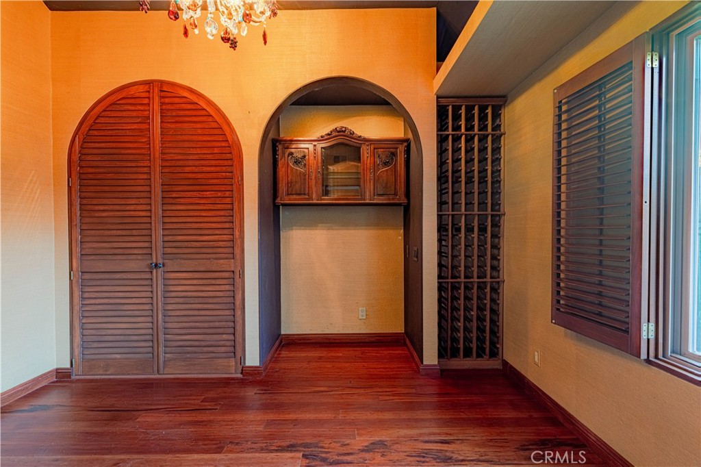 MLS #OC25254290 image #24