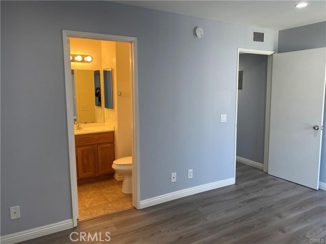 Detail Gallery Image 16 of 25 For 1022 Irving Ave #5,  Glendale,  CA 91201 - 2 Beds | 2/1 Baths