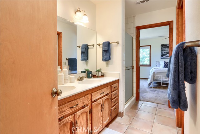 5857 Allred Road, Mariposa CA: https://media.crmls.org/medias/2d1a7b24-50e5-4843-a51c-f27338578d40.jpg