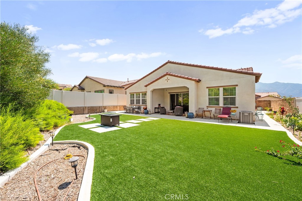 MLS #OC25159239 img 32