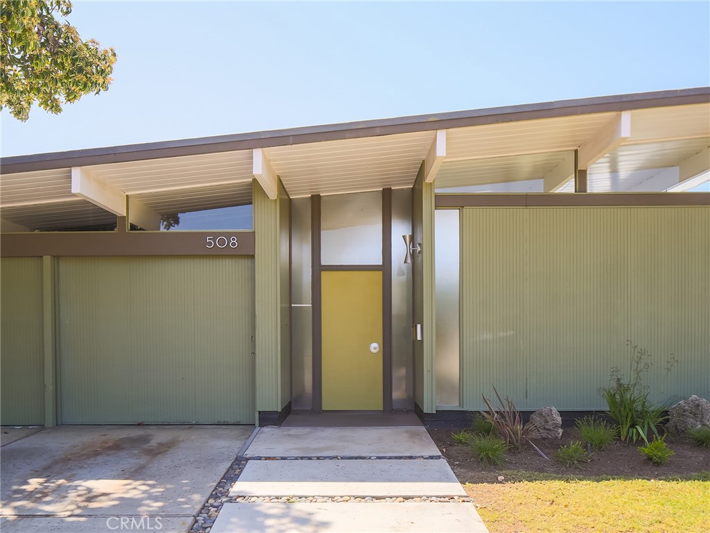 2d1b8dda 4b10 446d B8ef D84ab80007e6