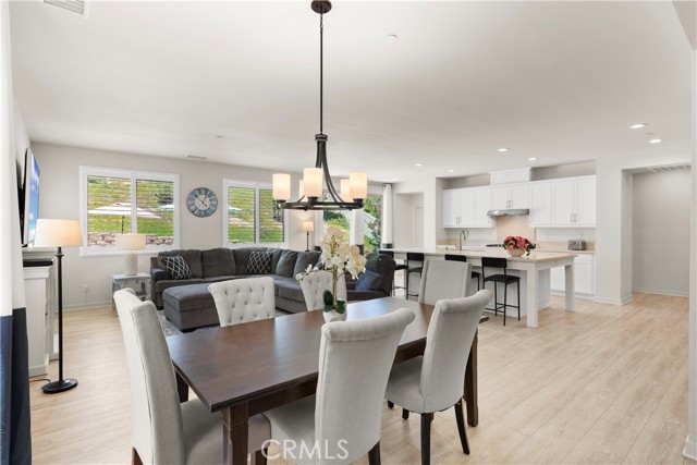 31530 Calle De Las Estrellas, Bonsall CA: https://media.crmls.org/medias/2d1bd202-d719-4870-9fc7-51d41e218a66.jpg