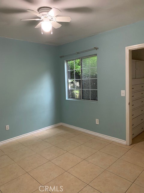 Detail Gallery Image 7 of 18 For 3007 Olive St, Huntington Park,  CA 90255 - 4 Beds | 2 Baths