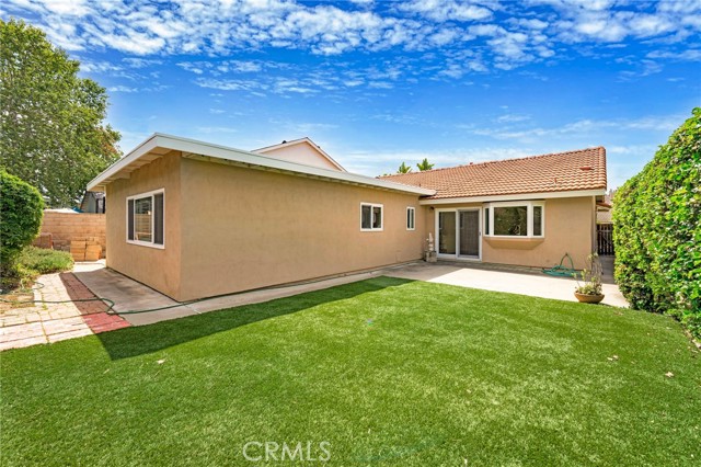 Image 28 of 34 For 26461 Via Lara