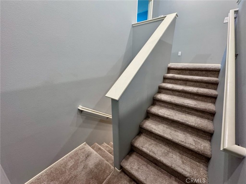 https://media.crmls.org/medias/2d1d39a7-9364-452a-bd36-7182fc181b11.jpg?preset=X-Large