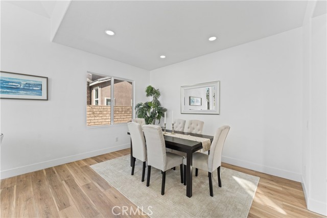 Detail Gallery Image 11 of 69 For 37920 Pisces Cir, Palmdale,  CA 93552 - 5 Beds | 4 Baths