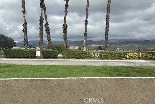 Detail Gallery Image 5 of 17 For 6111 Wingfoot Ave, Banning,  CA 92220 - 2 Beds | 2 Baths