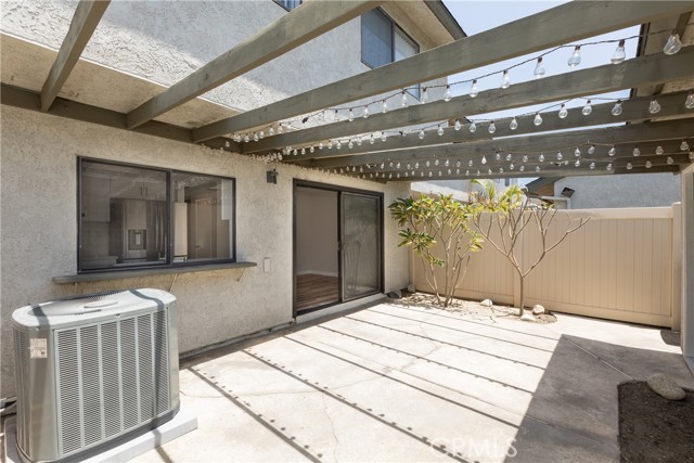 Detail Gallery Image 20 of 26 For 1485 W Cerritos Ave #8,  Anaheim,  CA 92802 - 3 Beds | 2/1 Baths
