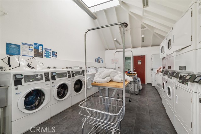 4822 Hollow Corner Road, Culver City CA: https://media.crmls.org/medias/2d1ed9b9-a7a8-4c88-ab84-6639265e7c26.jpg