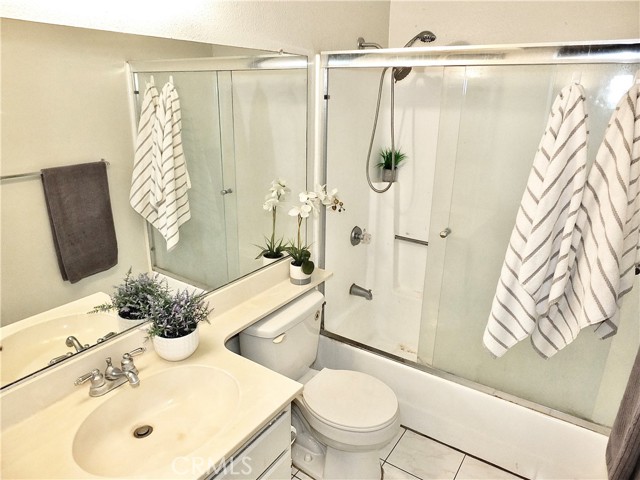 Primary bedroom bath