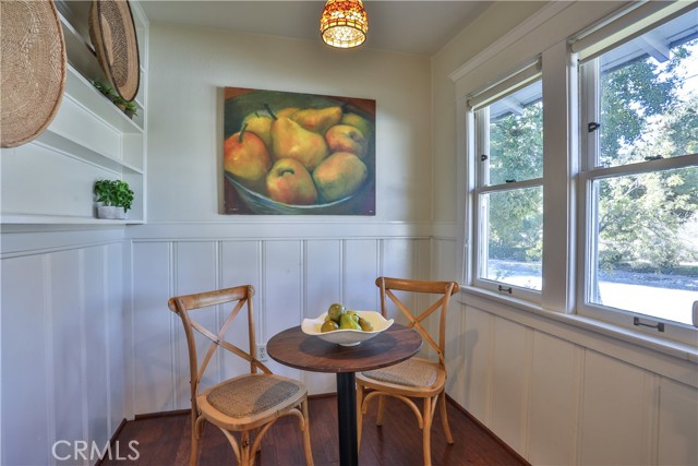 Detail Gallery Image 15 of 40 For 290 W 12th Street, Claremont,  CA 91711 - 3 Beds | 2 Baths