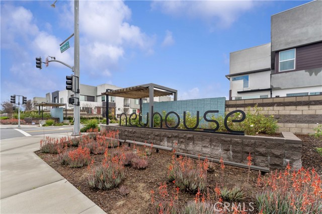 Detail Gallery Image 10 of 27 For 3740 S Allston Paseo #7,  Ontario,  CA 91761 - 3 Beds | 2/1 Baths