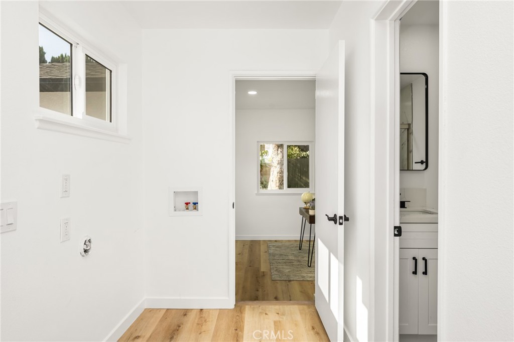 2d1f8b16 31f5 4094 9af6 5bcf1ad8d704