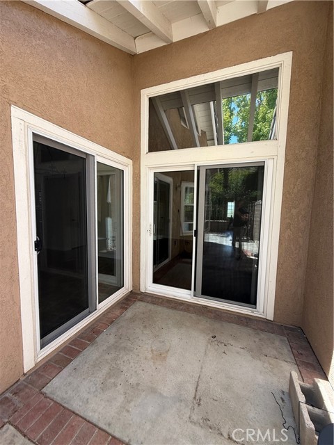 6118 E Garnet Circle, Anaheim CA: https://media.crmls.org/medias/2d2181c3-25dc-4ccd-b3c0-d4c9432fe262.jpg