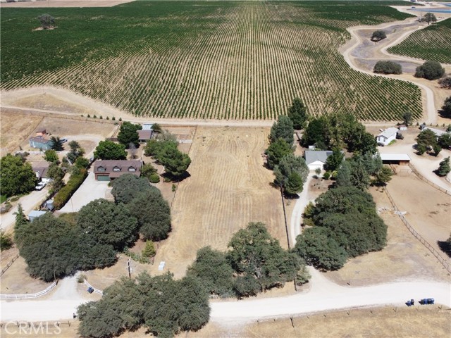 Detail Gallery Image 5 of 15 For 5710 Fa-Rousse Way, Paso Robles,  CA 93446 - – Beds | – Baths