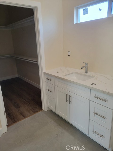 Detail Gallery Image 20 of 25 For 21753 Romar St, Chatsworth,  CA 91311 - 2 Beds | 2 Baths