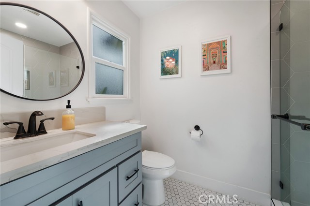 Detail Gallery Image 29 of 40 For 7316 Colbath, Van Nuys,  CA 91405 - 3 Beds | 3 Baths