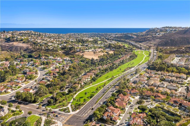 Detail Gallery Image 30 of 31 For 5725 Calle Polvorosa, San Clemente,  CA 92673 - 4 Beds | 3 Baths