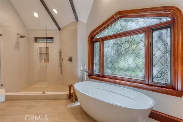 27465 Meadow Bay Drive, Lake Arrowhead, CA 92352