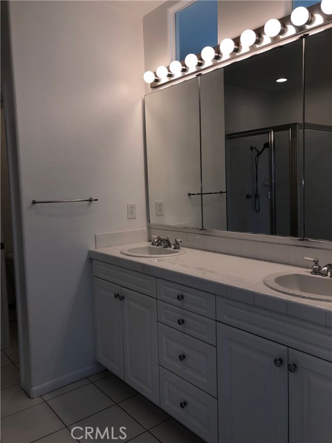 Detail Gallery Image 31 of 53 For 6267 Surfpoint Cir, Huntington Beach,  CA 92648 - 3 Beds | 2/1 Baths