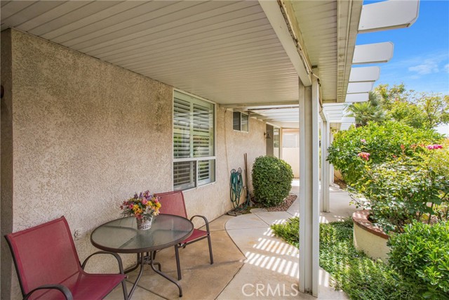 1021 Laguna Seca Court, Banning CA: https://media.crmls.org/medias/2d24c69f-2a7c-4030-8314-f2d6a764474a.jpg