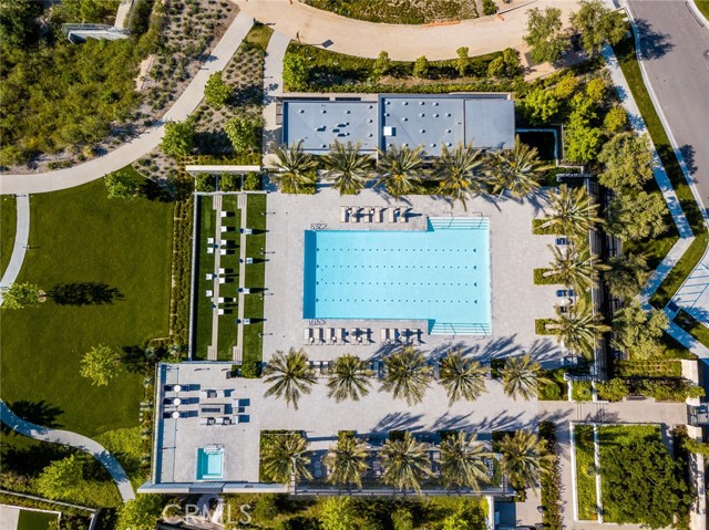 61 Hartman, Irvine CA: https://media.crmls.org/medias/2d25430a-3965-4120-a6d4-1f84398bcbff.jpg