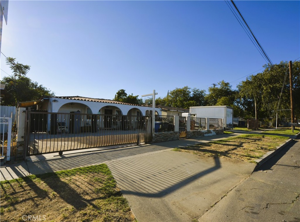 1214 S Sultana