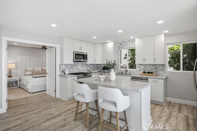 32091 Virginia Way, Laguna Beach CA: https://media.crmls.org/medias/2d2653e8-01f6-4ca8-aeb1-5df064d77da2.jpg