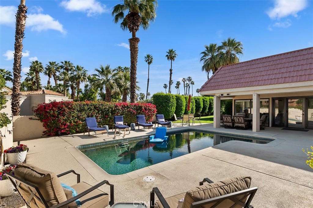 38560 Tandika Trail N