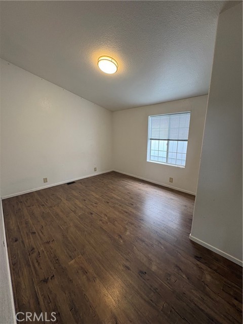 Detail Gallery Image 16 of 29 For 32810 Olive, Winchester,  CA 92596 - 4 Beds | 2 Baths