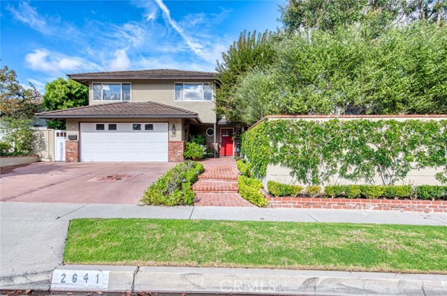 Detail Gallery Image 2 of 24 For 2641 Alta Vista, Newport Beach,  CA 92660 - 4 Beds | 3 Baths