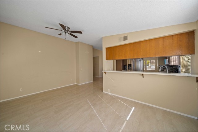 Detail Gallery Image 10 of 20 For 43815 Silver Bow Rd, Lancaster,  CA 93535 - 3 Beds | 2 Baths